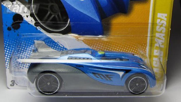 8. O piloto brasileiro de F1, Felipe Massa, fechou uma parceria com Hot Wheels e lançou em 2012 um modelo de carrinho exclusivo com sua assinatura, o Hot Wheels Eagle Massa.