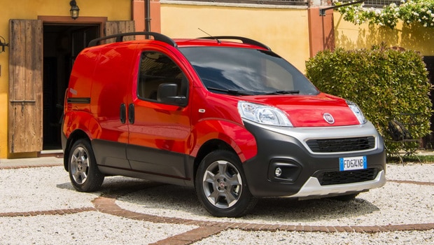 Fiat Fiorino ganha equipamentos e plástica na Itália