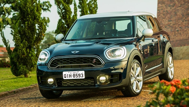 MINI Countryman cresce e ganha espaço interno