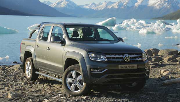 Amarok 2017 muda visual, mas V6 vai demorar