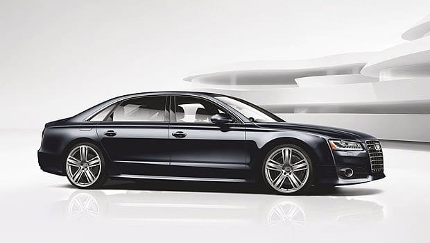 Audi A8 longo tem versão mais barata na linha 2016