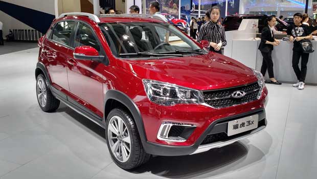 Chery confirma Tiggo 2 e sedã inédito no Salão