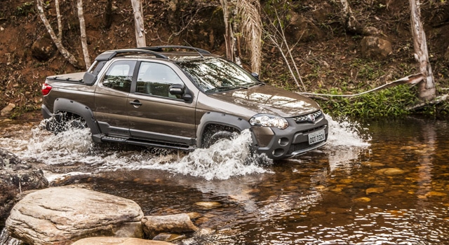 Vídeo: Fiat Strada 2014