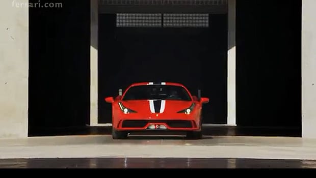 Vídeo: Ferrari 458 Speciale