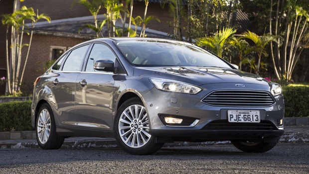 Mais recheado, Focus Fastback custa menos