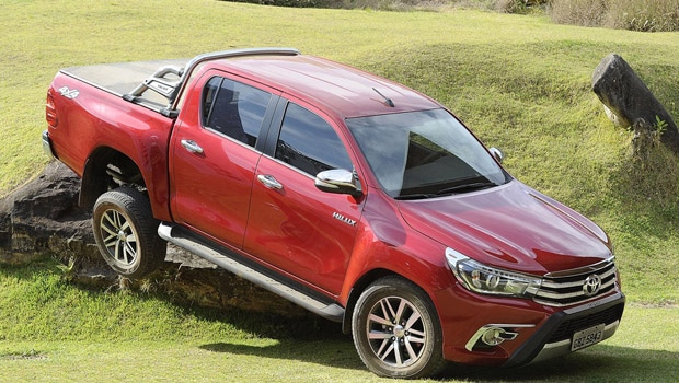 Toyota faz expedição beneficente a bordo de Hilux e SW4