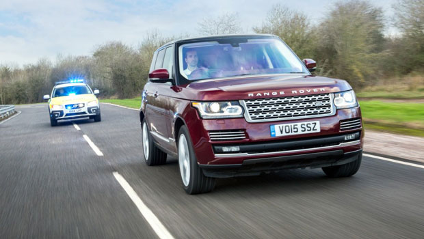 JLR promove autoescola para carros autônomos