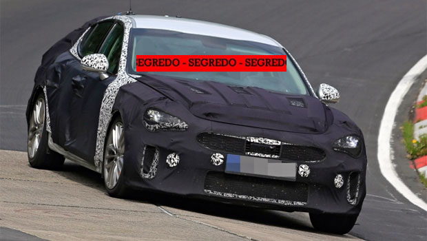 Sedã baseado no Kia GT já roda em Nürburgring