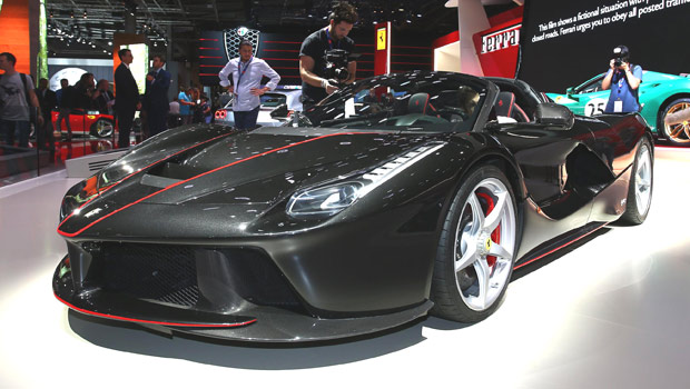 LaFerrari Aperta é conversível de 963 cv