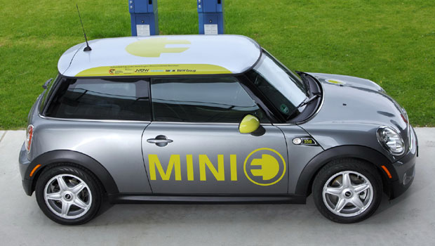 Mini e BMW X3 elétricos chegam em 2019