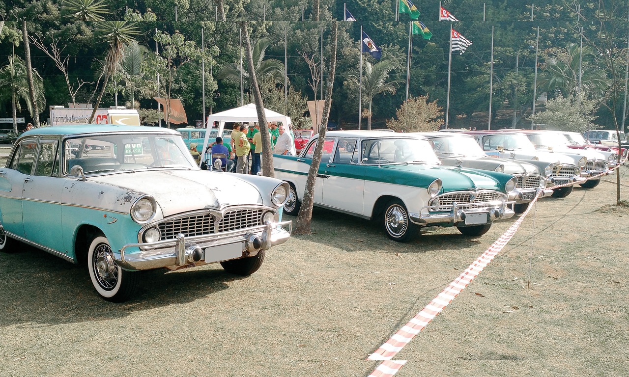 carros clássicos antigos de coleção