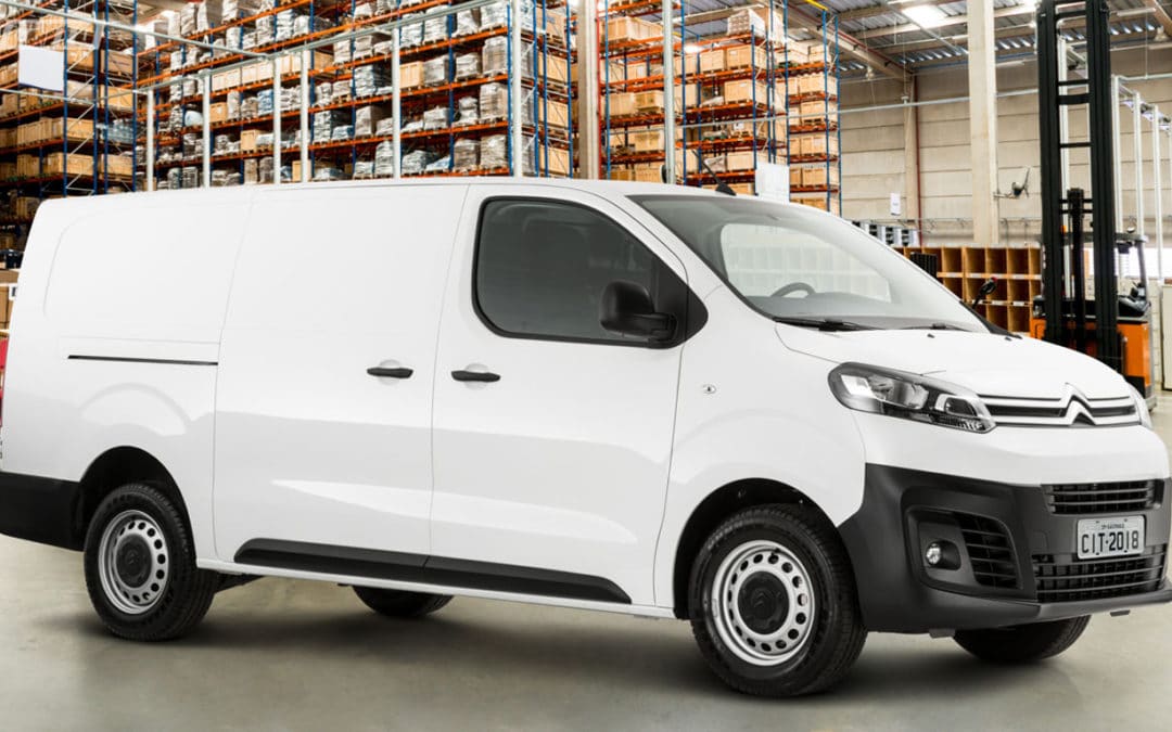 Citroën Jumpy e Peugeot Expert têm recall por falha no cinto