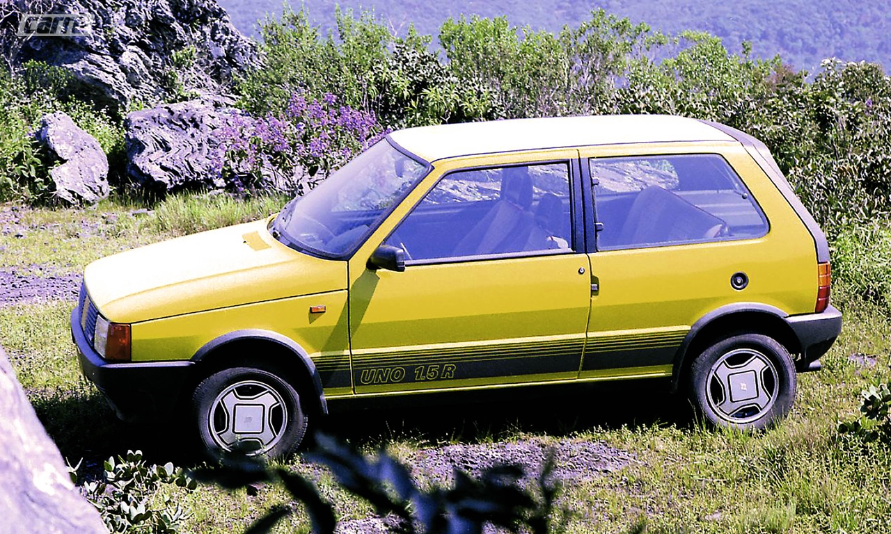 Fiat Uno Mille  Como era o primeiro carro popular do Brasil