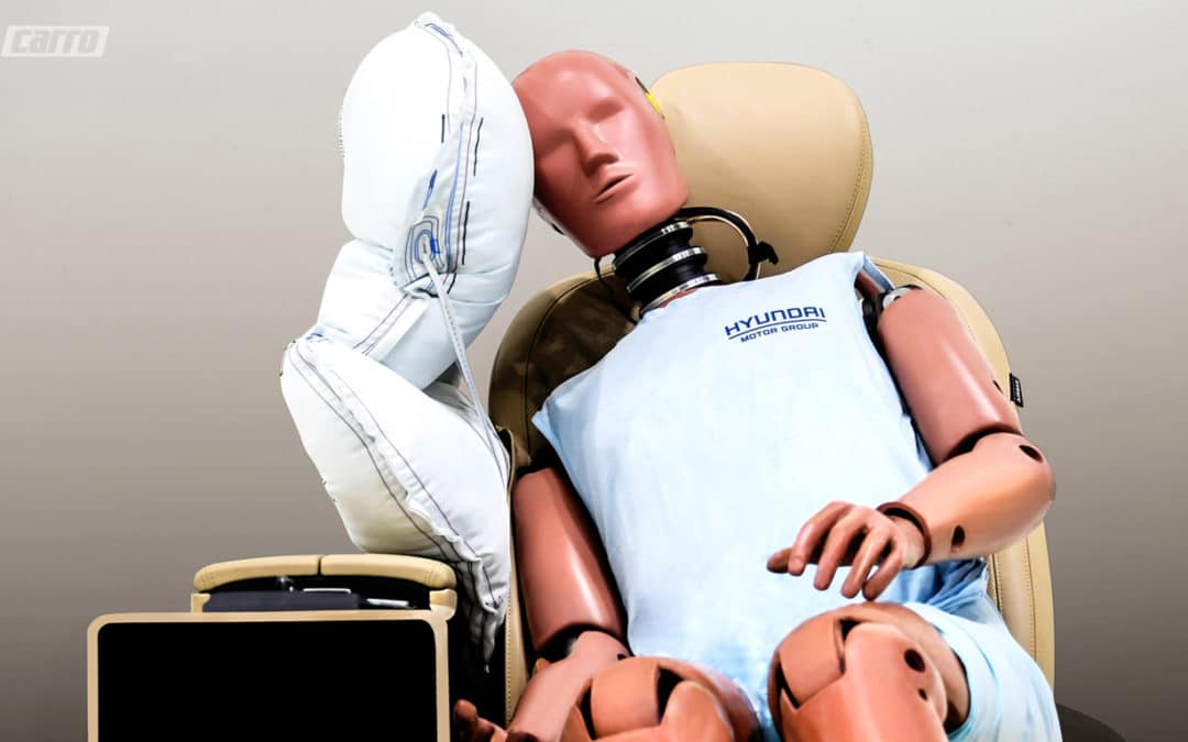 Hyundai desenvolve airbag que separa motorista e passageiro