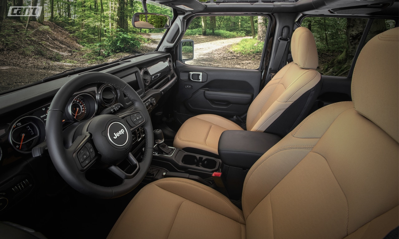 Jeep Wrangler Black & Tan