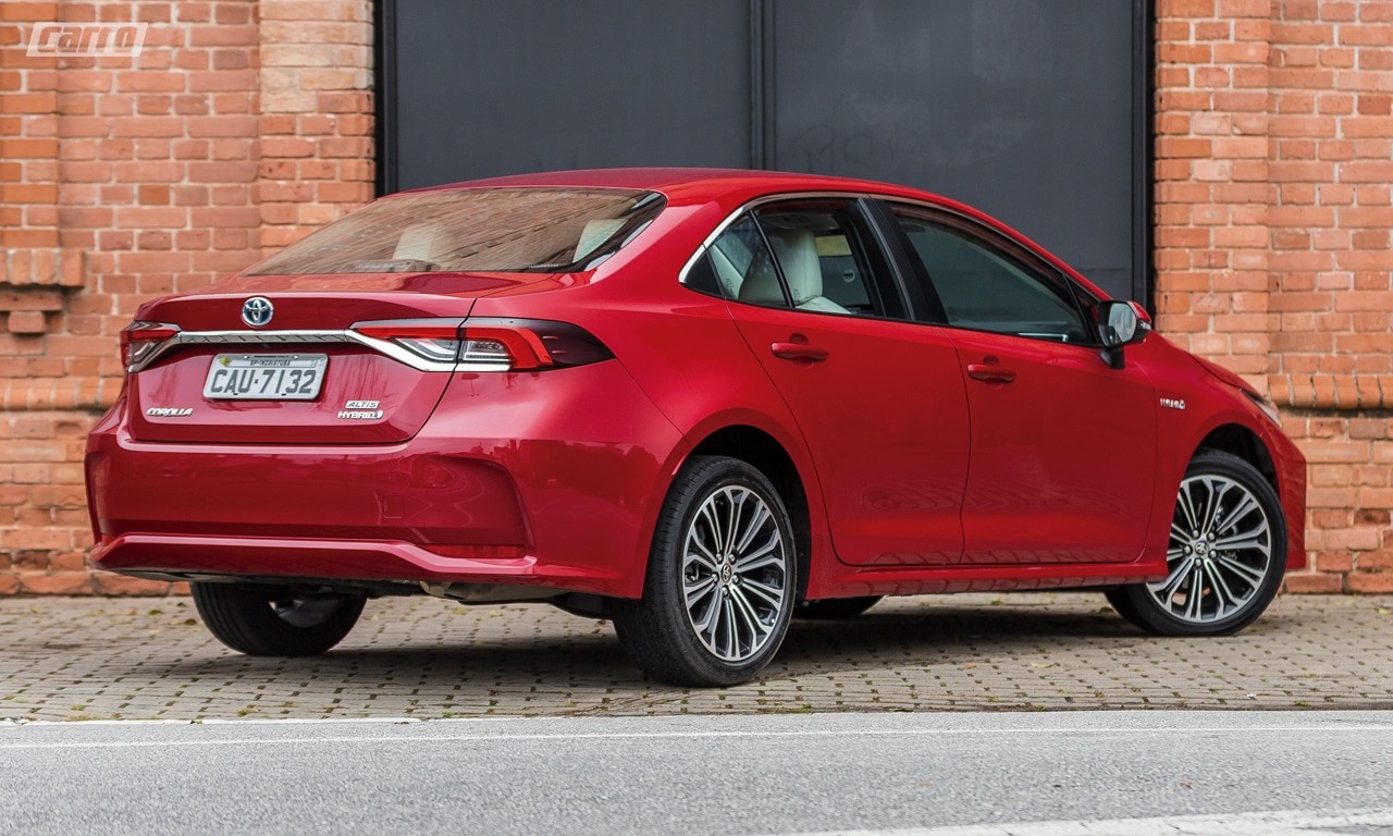 Toyota Corolla Altis Hybrid 2020