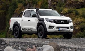 Nissan Frontier / Navarra Off-Roader AT32