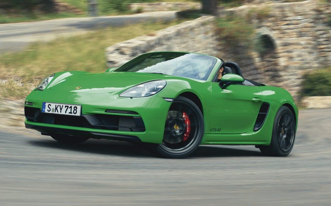 Porsche 718 Cayman GTS e Boxster GTS ganham motor de seis cilindros