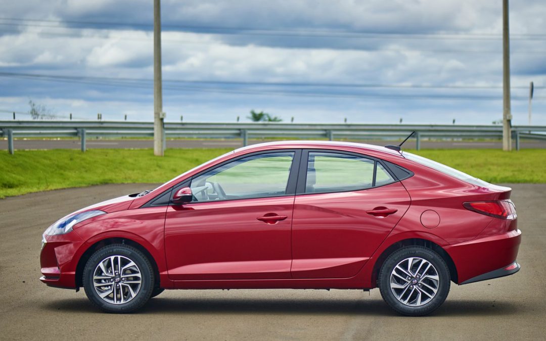 Hyundai inicia exportação do novo HB20