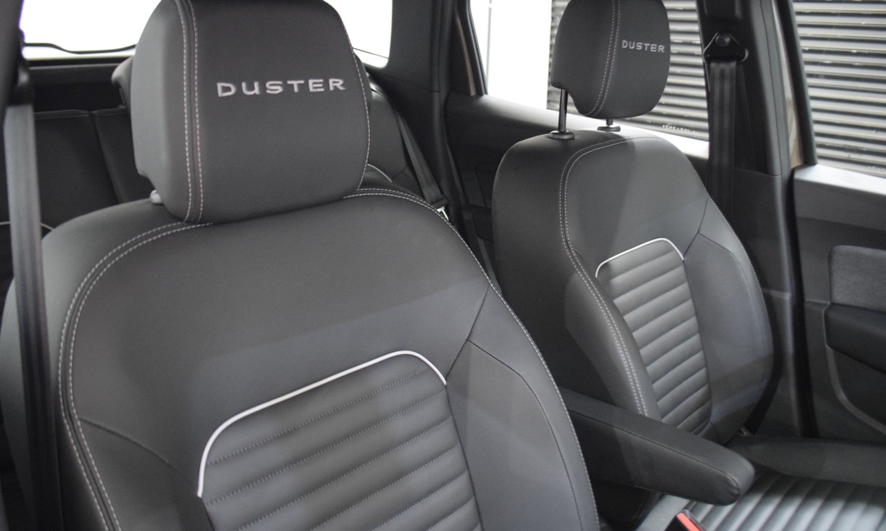 bancos e interior Renault Duster 