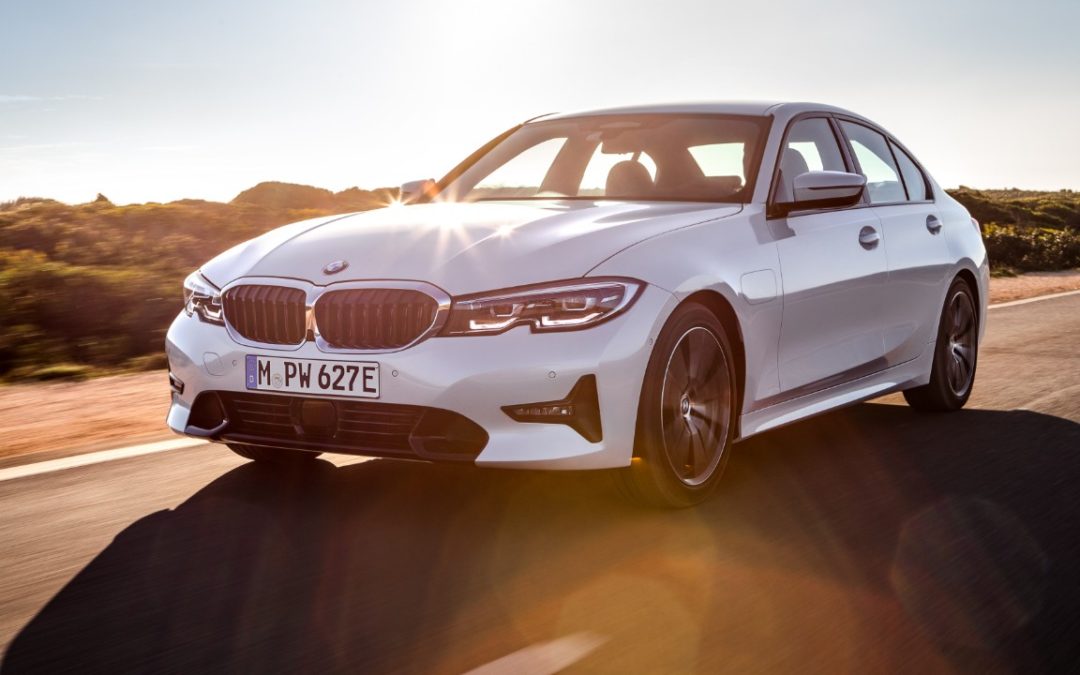 BMW Série 3 híbrido plug-in chega ao Brasil ainda no primeiro semestre