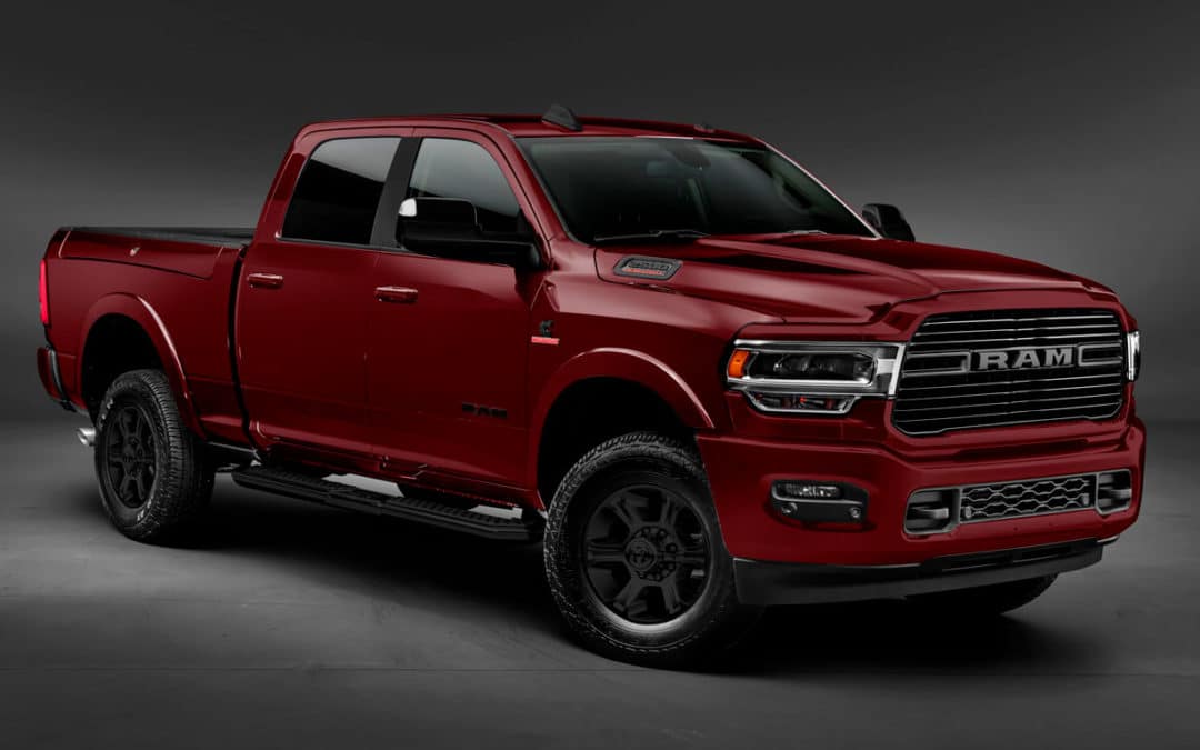 RAM 2500 ganha série limitada com visual escurecido