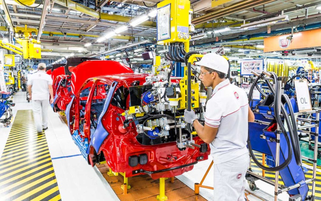 Brasil registra pior índice de produção de veículos da história