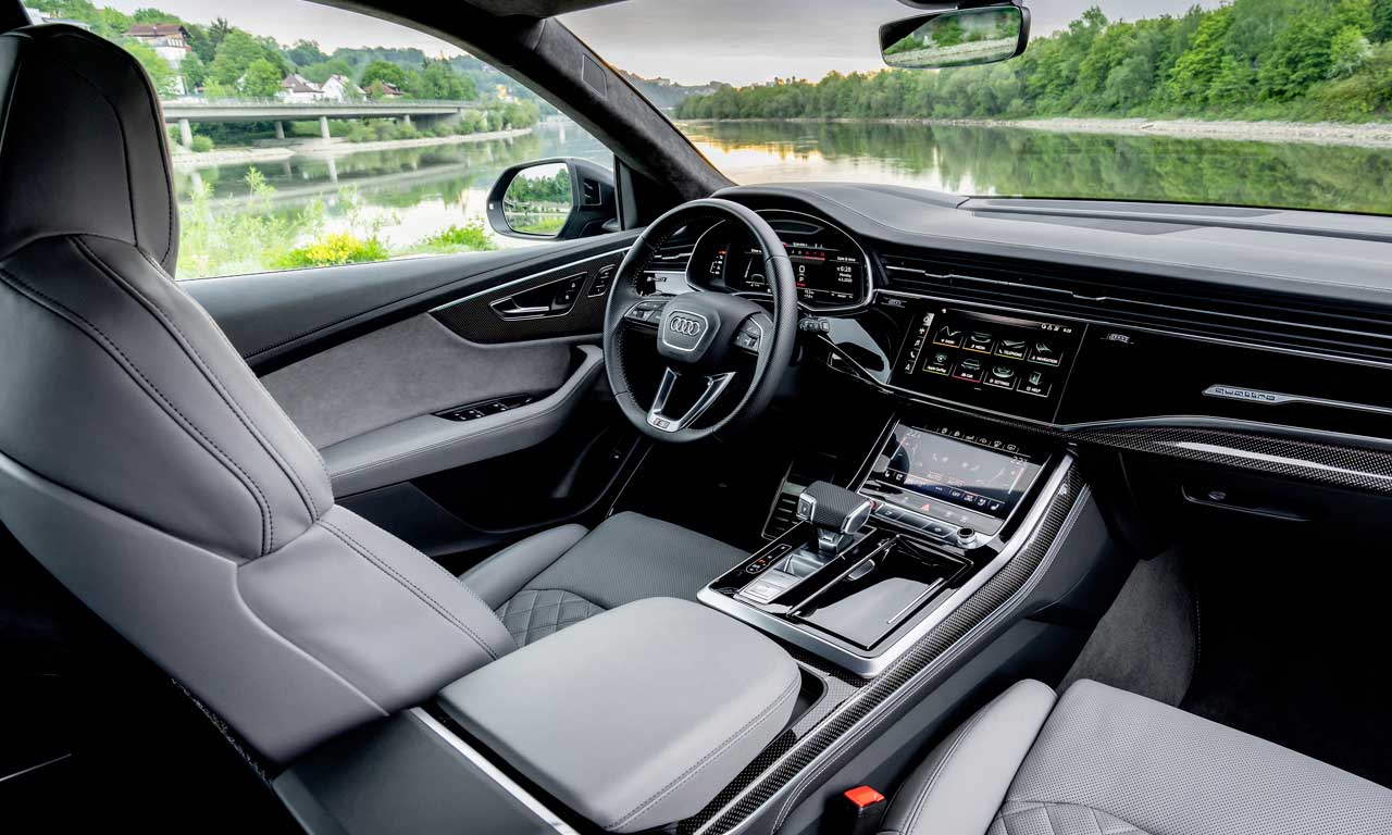 Audi SQ8 interior 2021