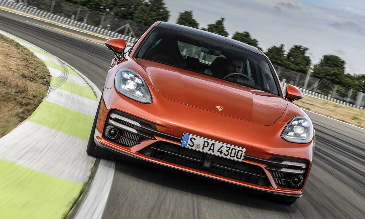 Porsche Panamera Turbo S 2021