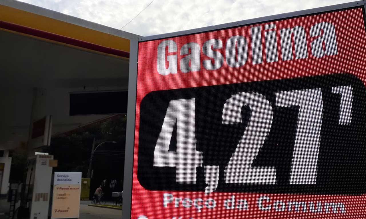 Posto de combustíveis gasolina etanol bomba foto Fernando Frazão/Agência Brasil