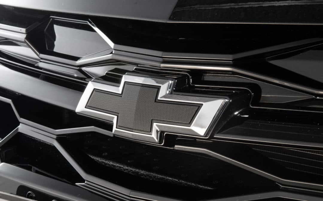 Oficial: Chevrolet revela preços de Onix RS e Onix Plus Midnight - Revista  Carro