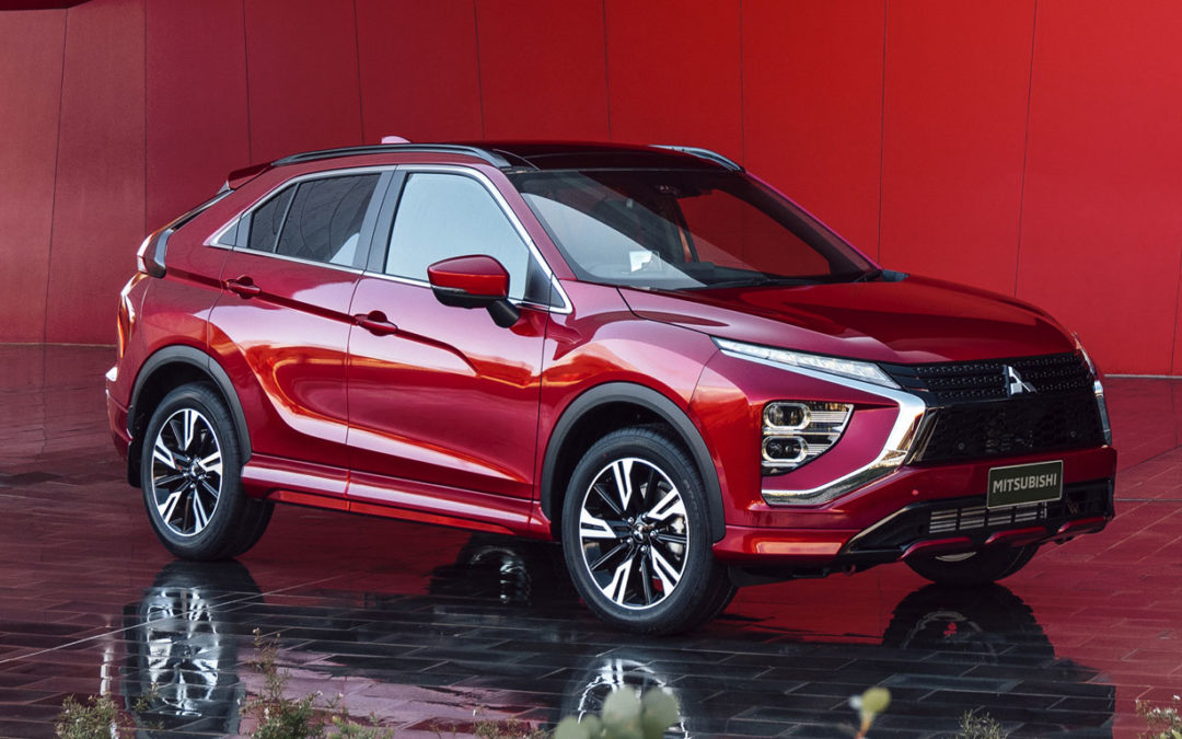 Mitsubishi Eclipse Cross 2022 abandona traseira polêmica