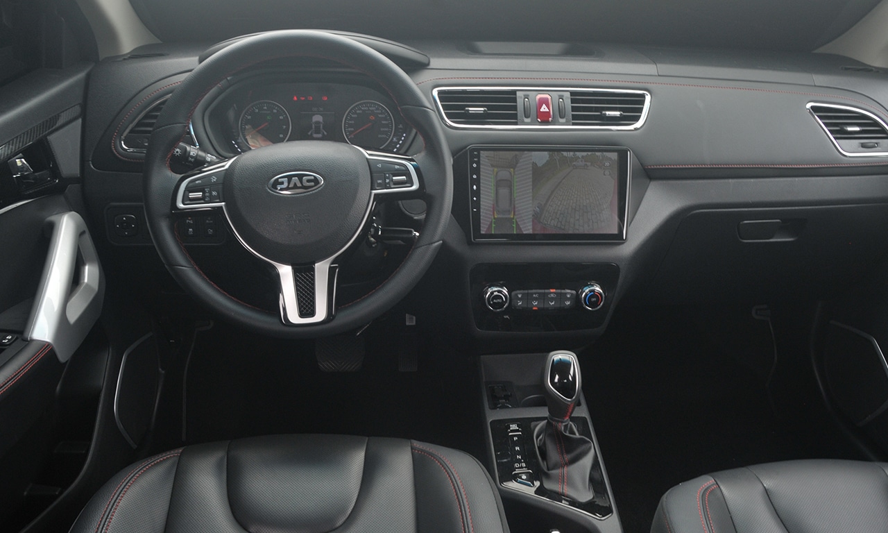 interior JAC T40