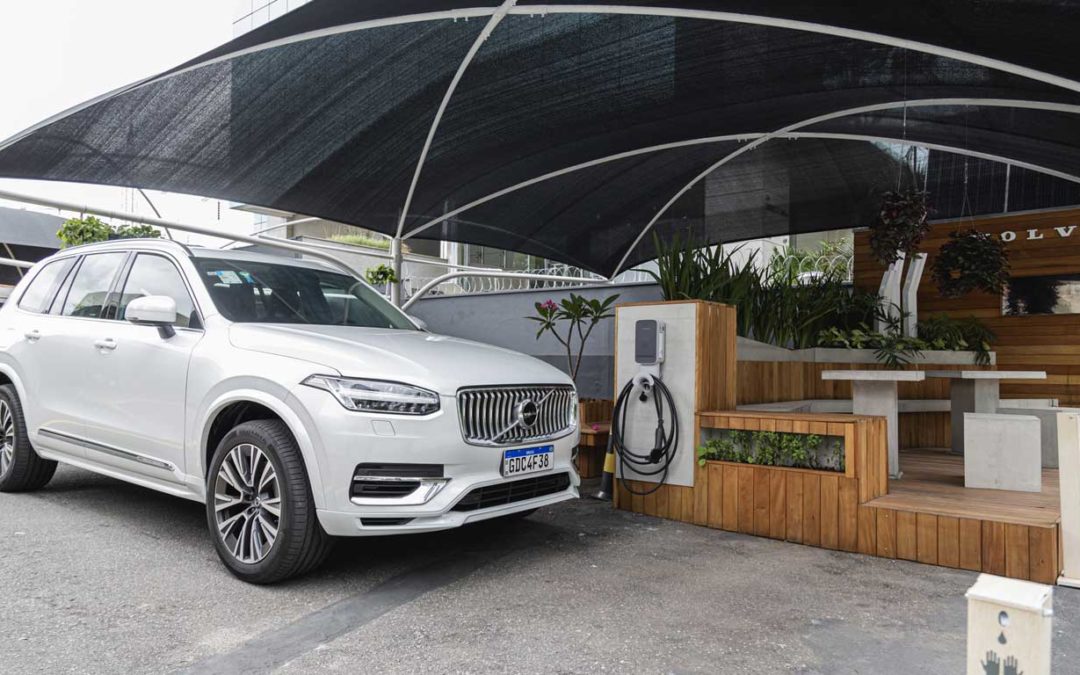 Volvo vai emprestar carros de graça para qualquer pessoa