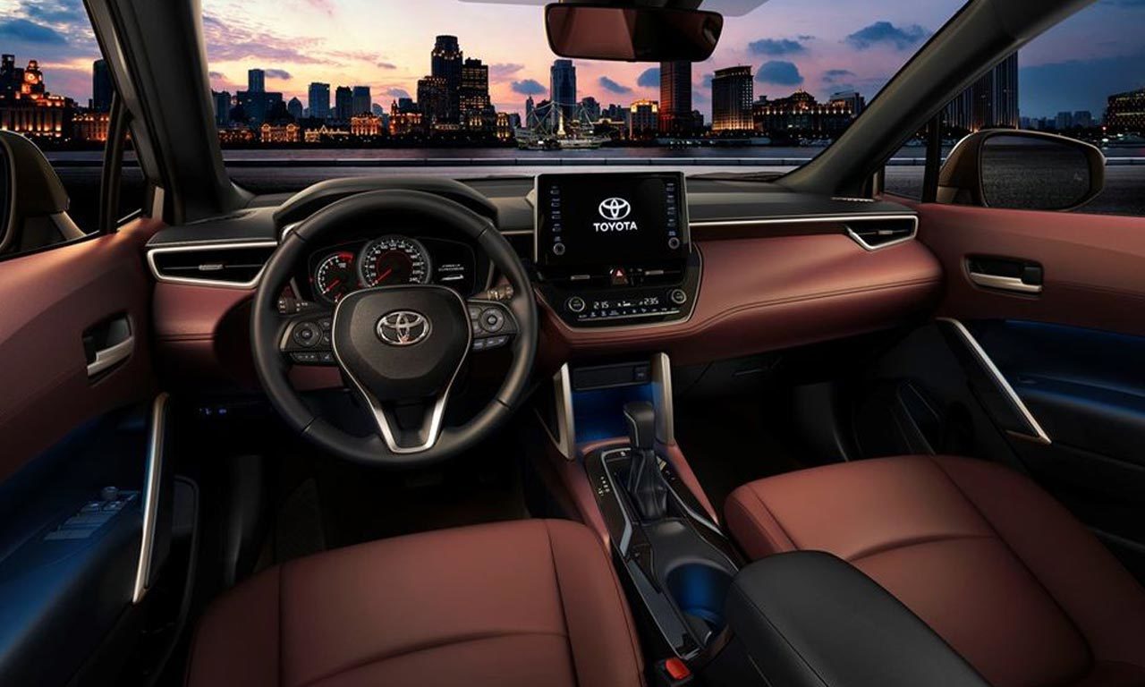 Corolla Cross 2024 Interior