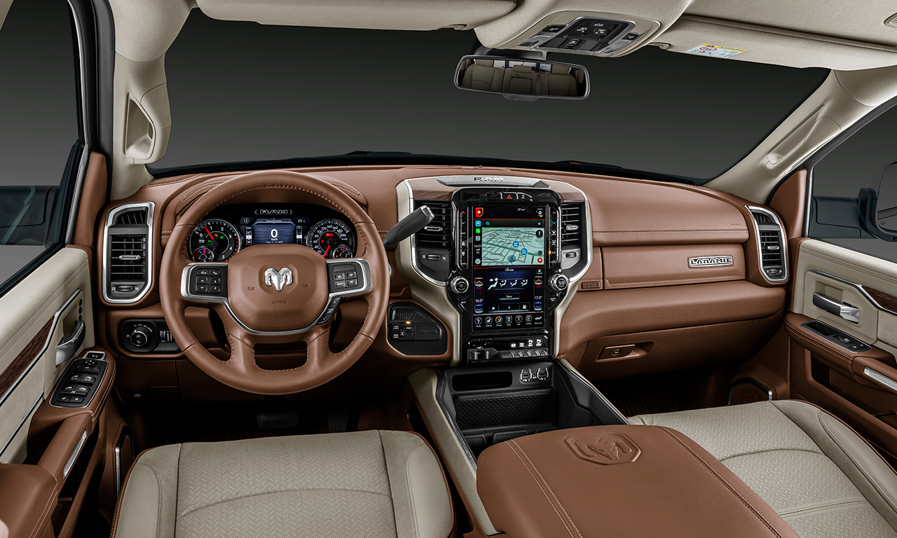 interior Ram 2500 Laramie 2021