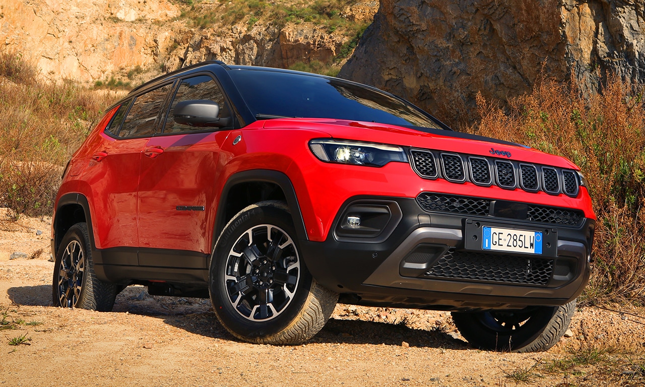 Jeep Compass europeu 4xe Trailhawk