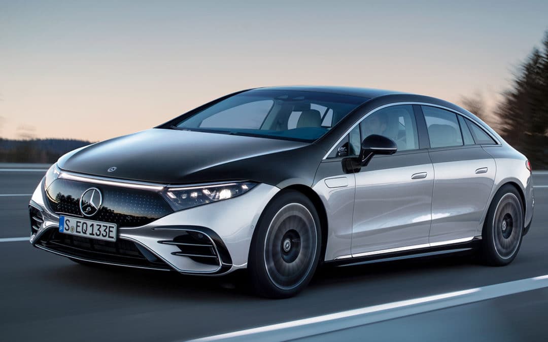 Mercedes apresenta o sedã elétrico EQS com 770 km de autonomia