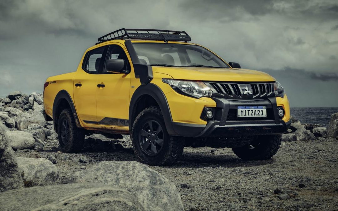 Mitsubishi L200 Triton Savana retorna com visual antigo