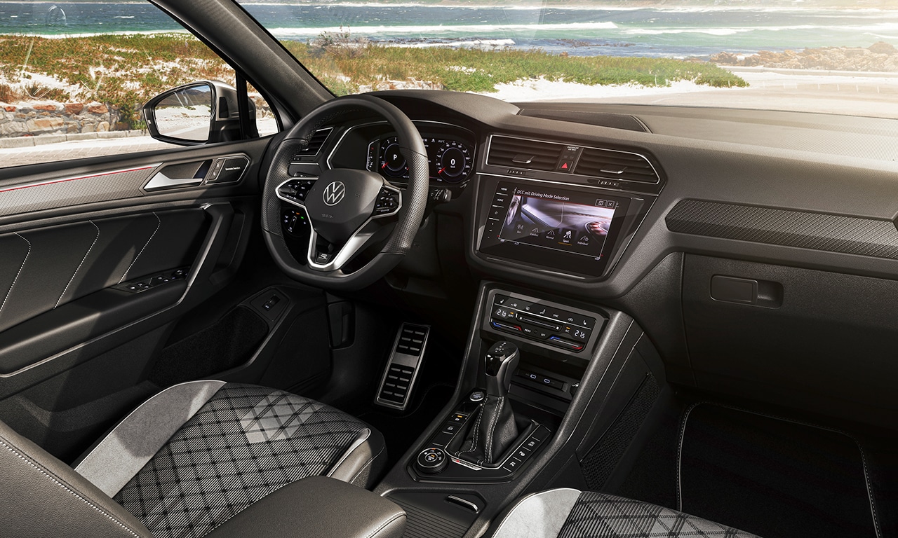 interior VW Tiguan Allspace 2022