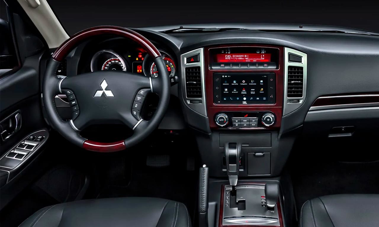 Mitsubishi Pajero Full Legend Edition 2020