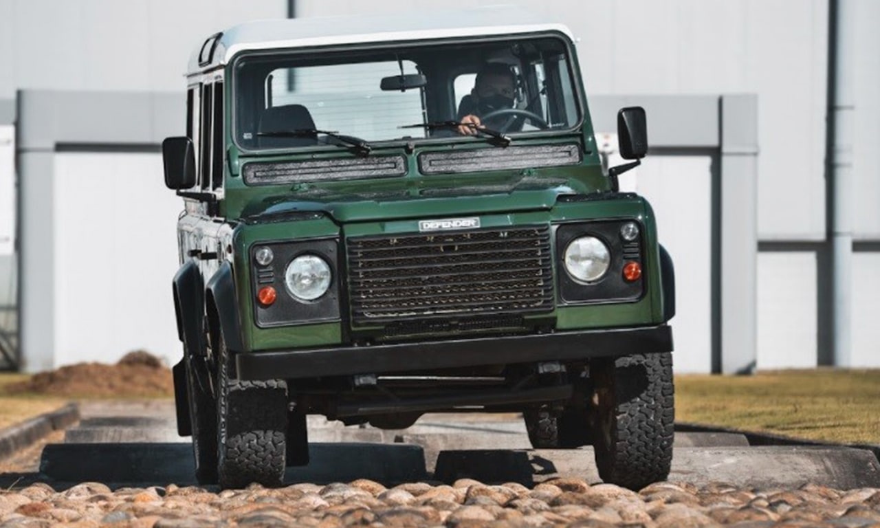 restauração Jaguar Land Rover na fábrica de Itatiaia