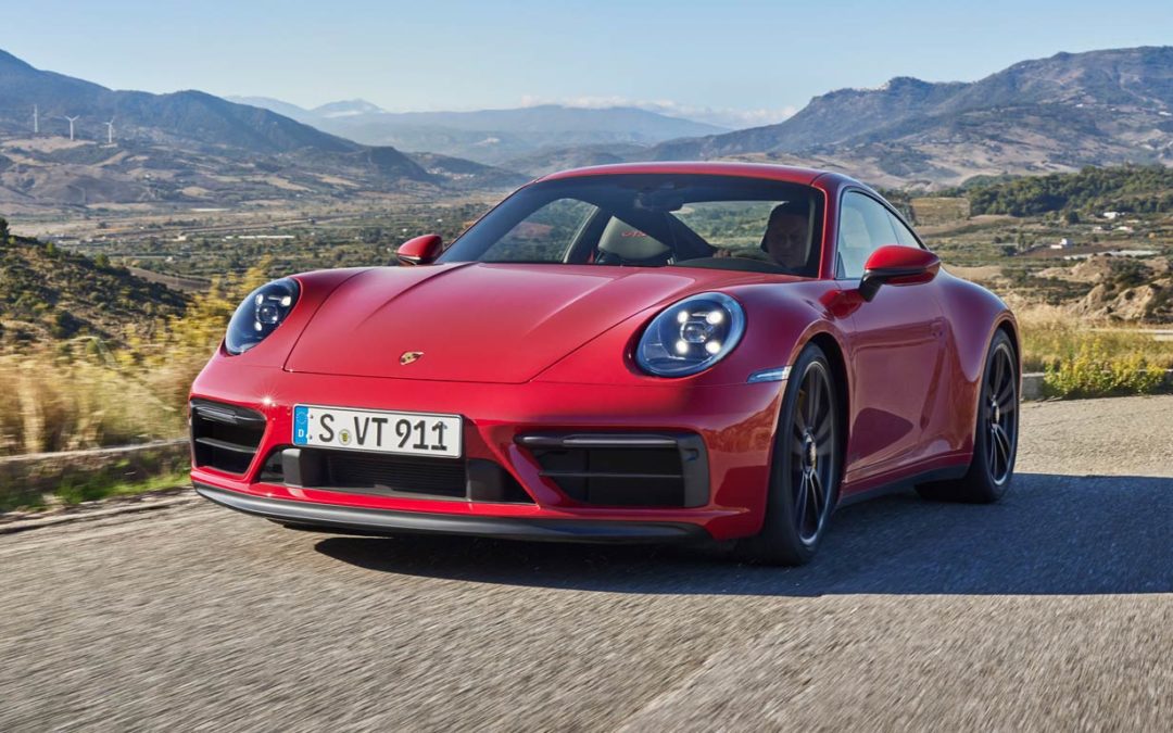 Novo Porsche 911 GTS é revelado e já pode ser reservado no Brasil