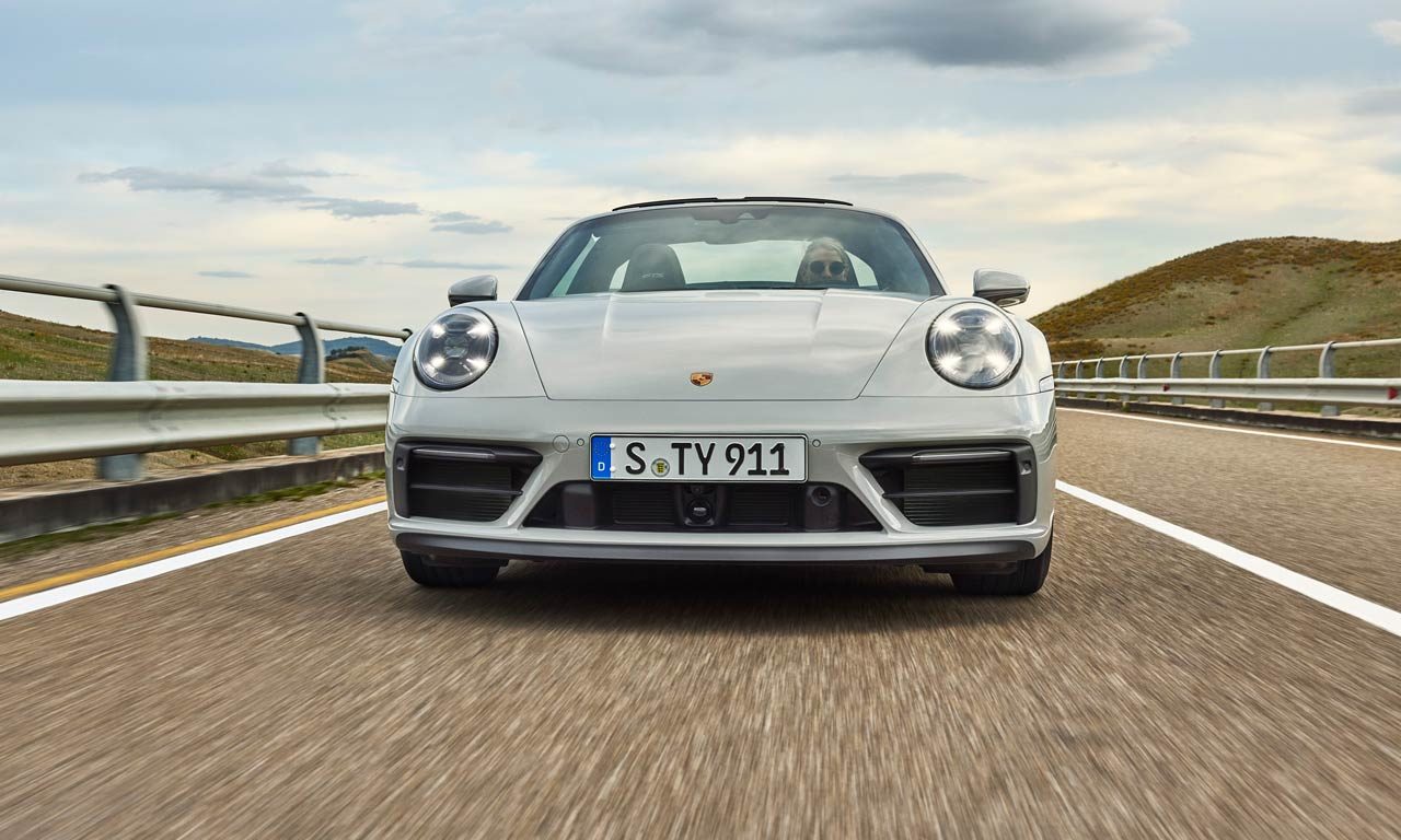 Novo Porsche 911 GTS 2022 geração 992