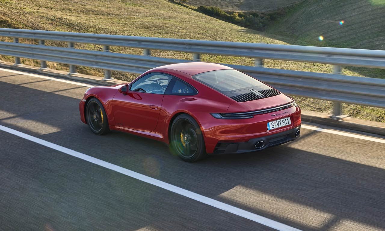 Novo Porsche 911 GTS é revelado e já pode ser reservado no Brasil - Revista  Carro