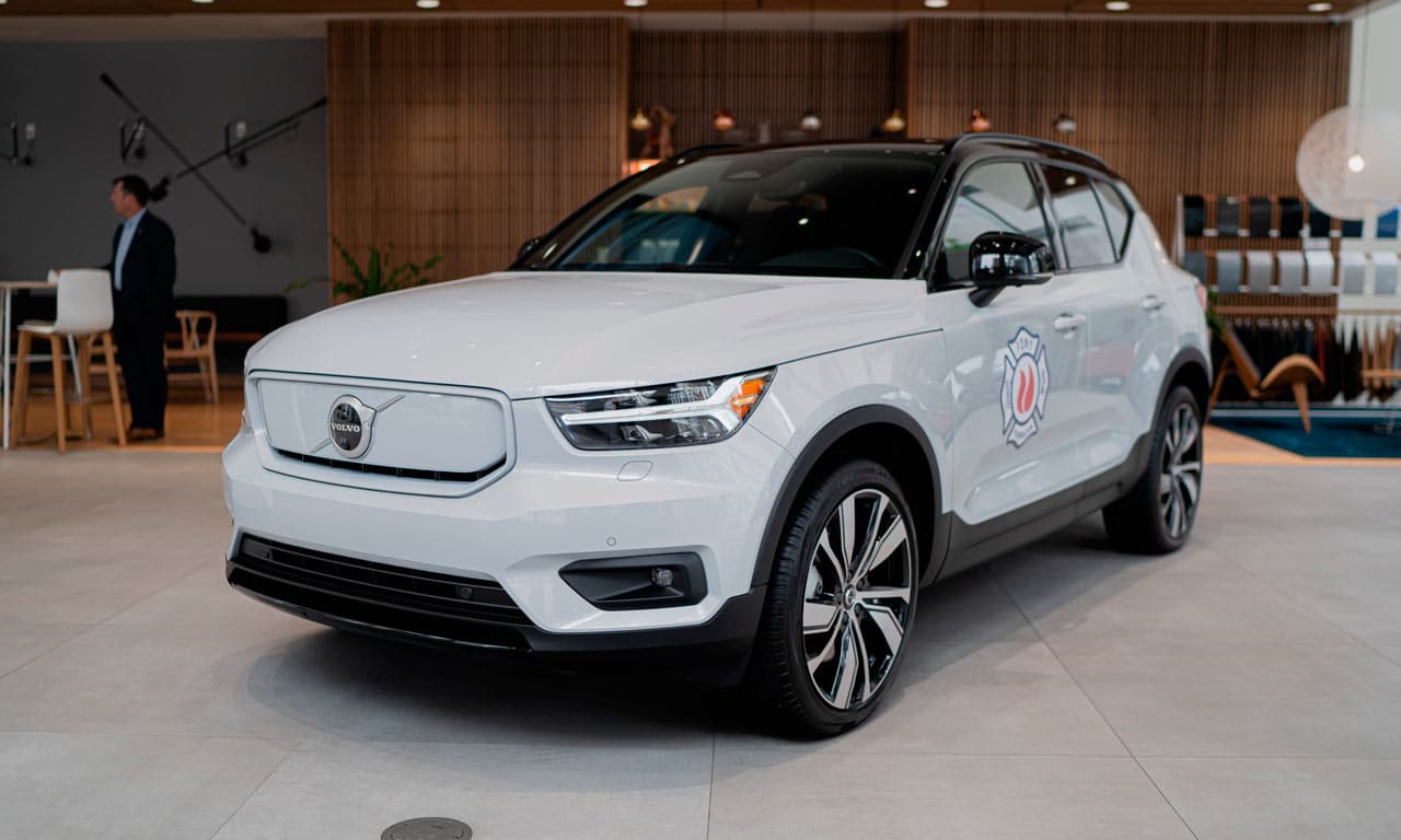 Volvo XC40 elétrico treinamento bombeiros FDNY
