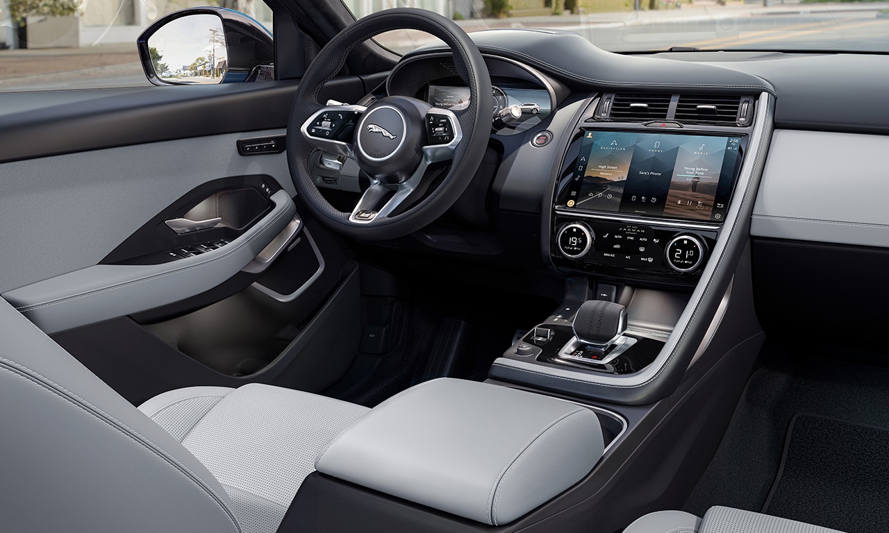 interior Jaguar E-PACE