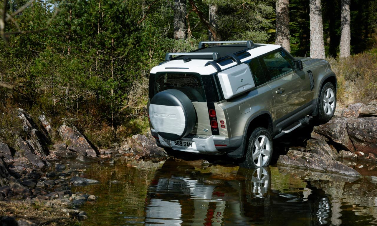 Land Rover Defender 90 SE 2022