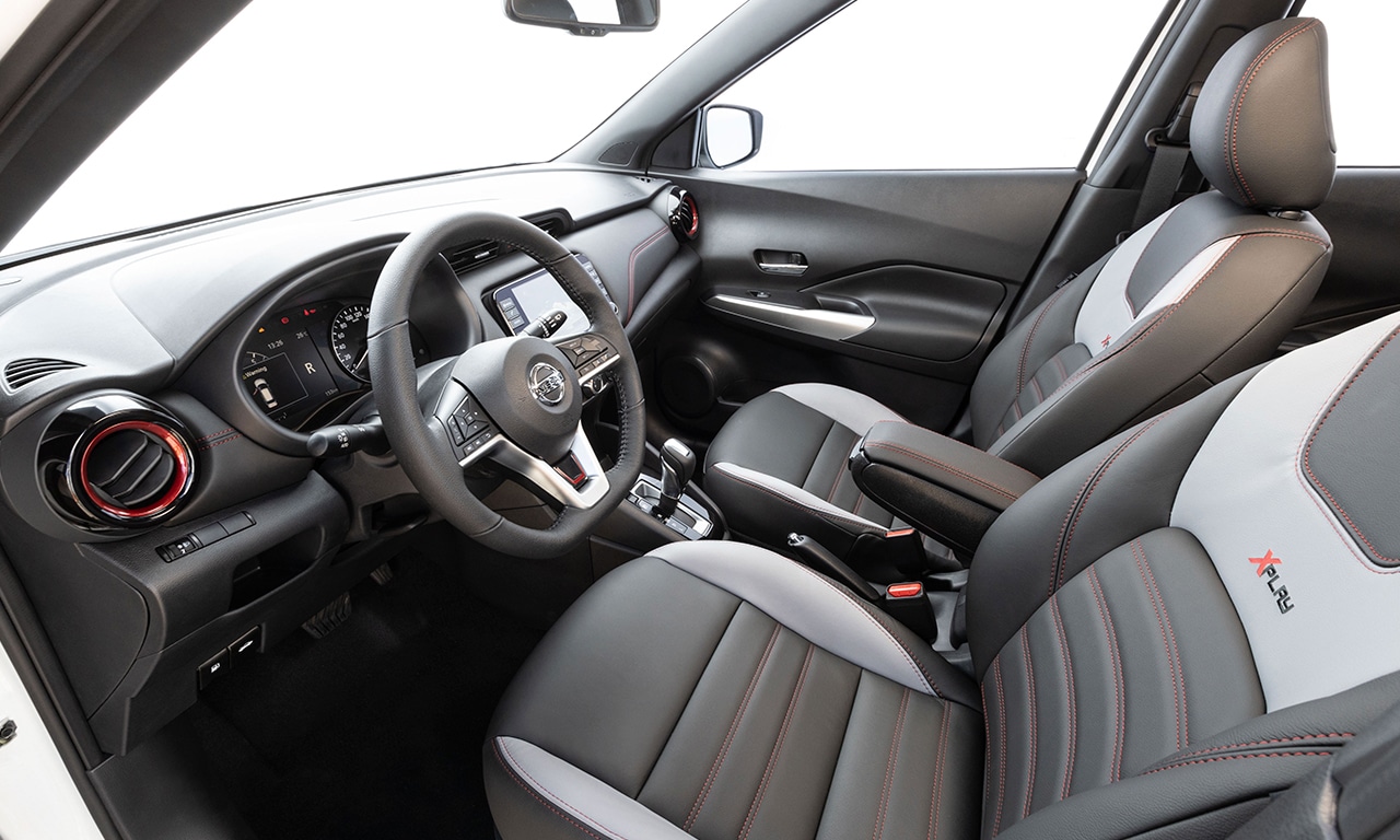 interior Nissan Kicks XPlay