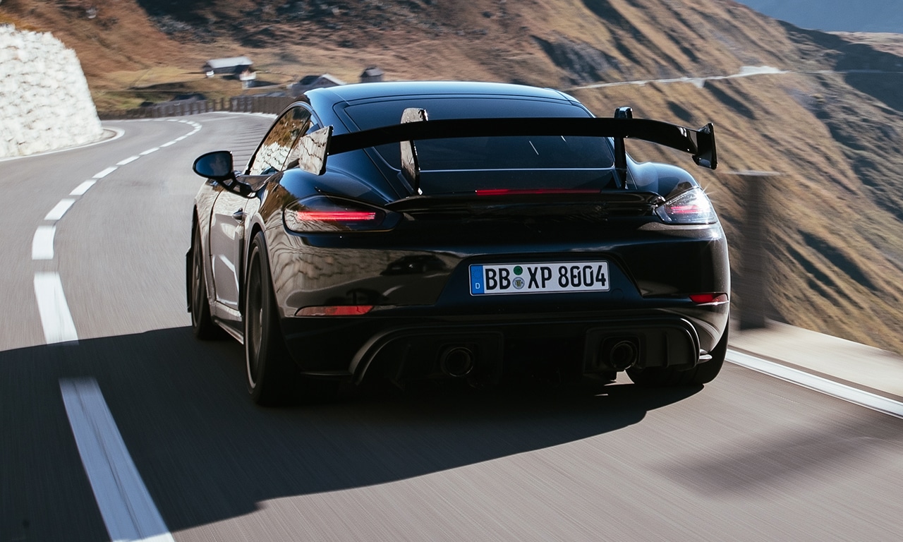 Porsche 718 Cayman GT4 RS